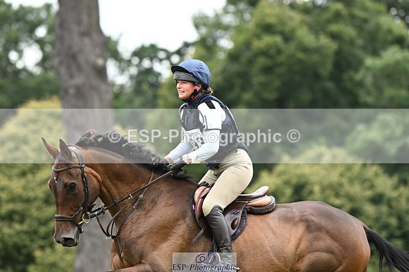 240825X-181400-38173 - 80cm XC 17.30 to End