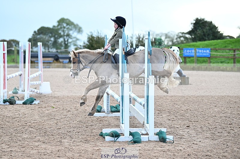 231029A-102447-02722 - 70cm Club and Schools