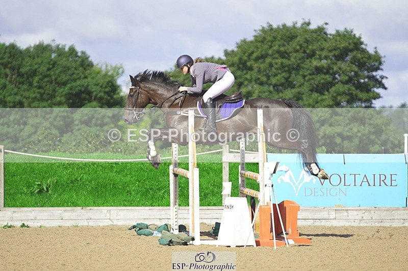 230806A-100000-00903 - Cls 12 Snr 1.05m