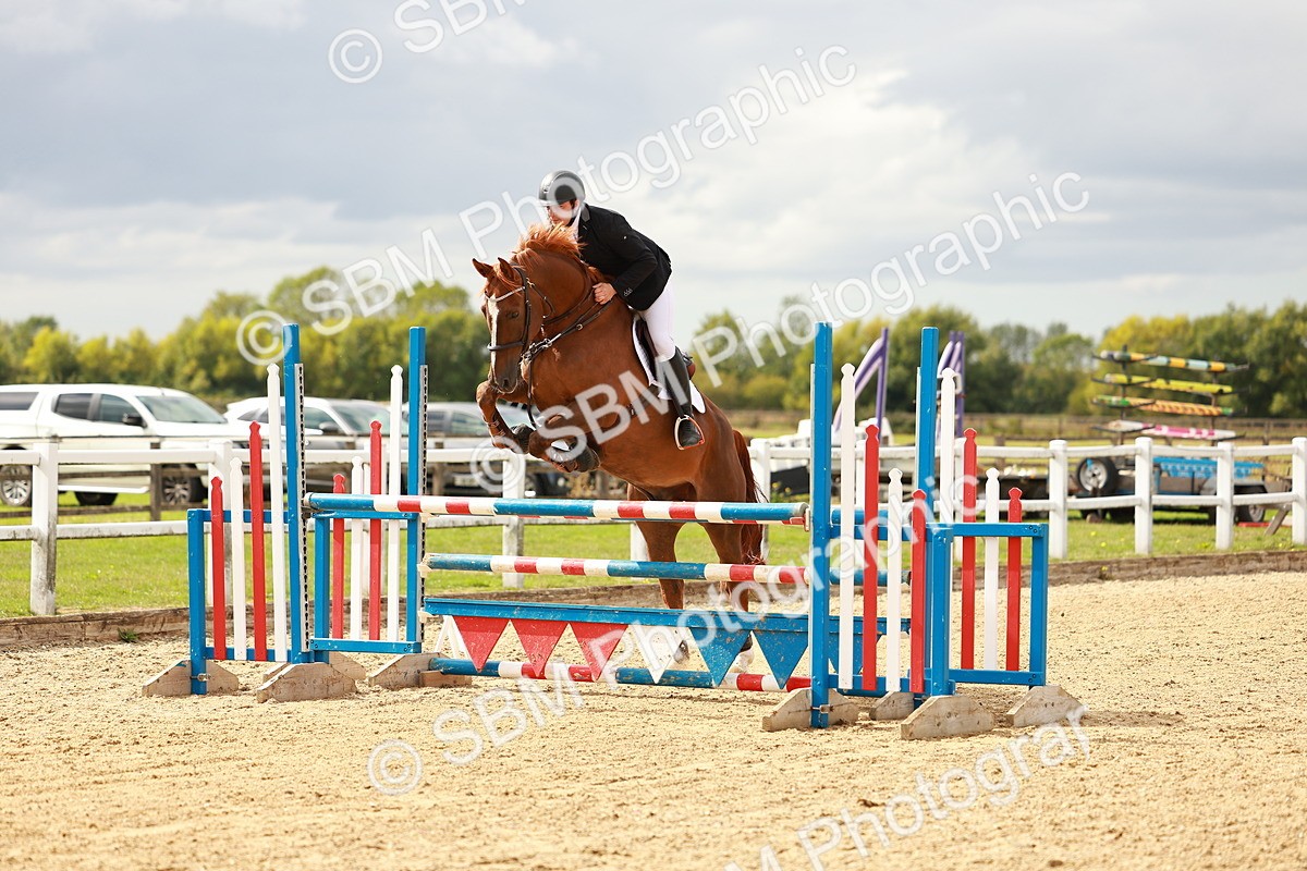 SBM_001377 - Class 4 - Senior Newcomers - 1.10m