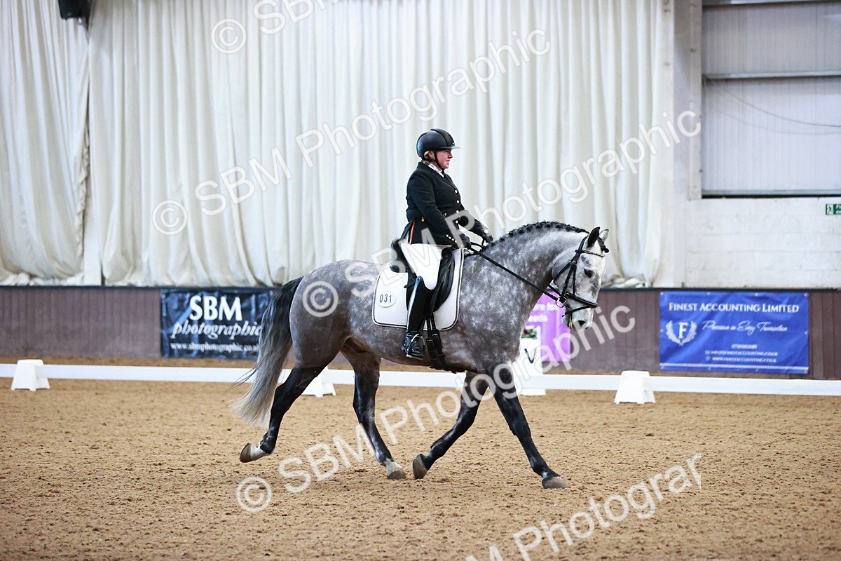 SBM_000154 - Class 2-3 - Prelim 5 Novice 4