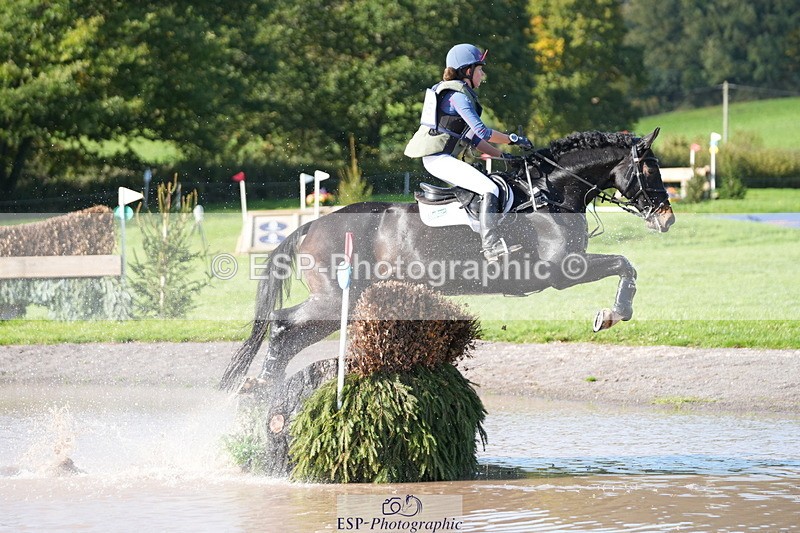 251024A-125630-10878 - B-145-Sarah.Yeaman