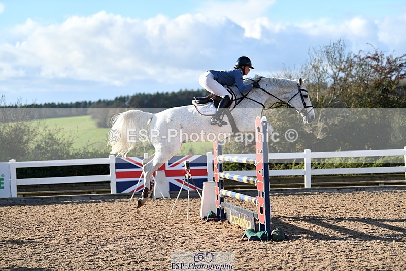 231110A-145552-00935 - Cls 6 Foxhunter & 1.20m Open