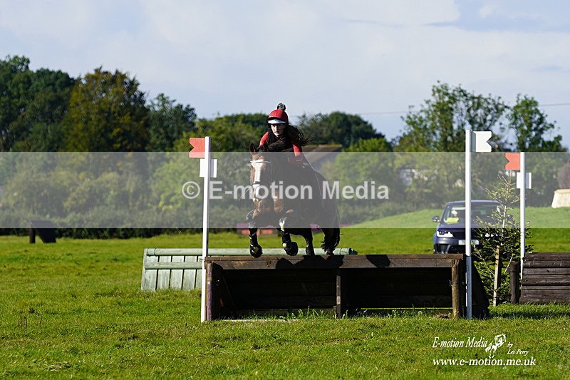  WWHT 031021 525 - WWEC Novice Restricted (0.80m) 18/10/20