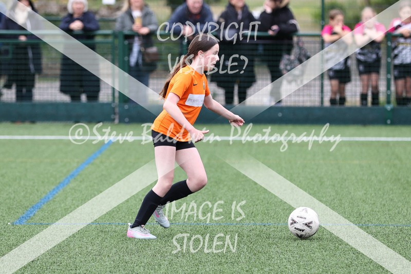 1DX31560 - Sat 6th U12 Girls