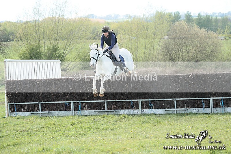 PtP 210425  1330 - Paxford Races Easter Monday 21/04/25