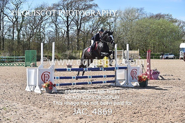 JAC_4869 - CLASS 13 SAT Senior BritiNovice/ 90cm Open