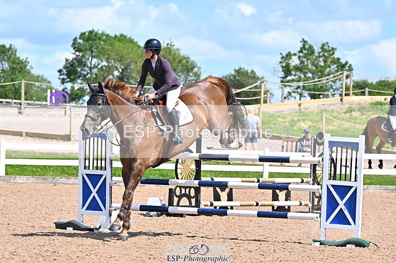 240619A-153121-00846 - Cls 5 Snr Foxhunter and 1.20m Open