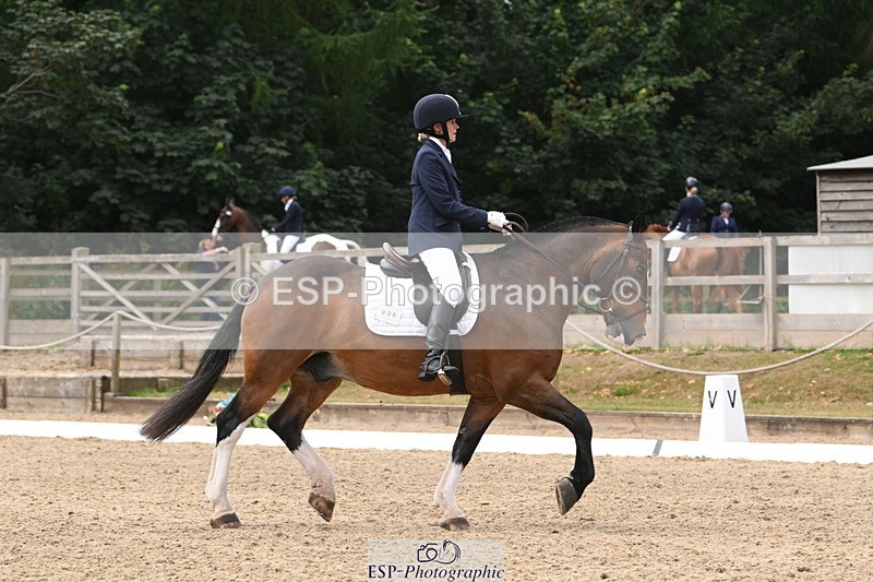 250719A-120258-04569 - 026-Carol.Quantrill-Cormoy.Lad