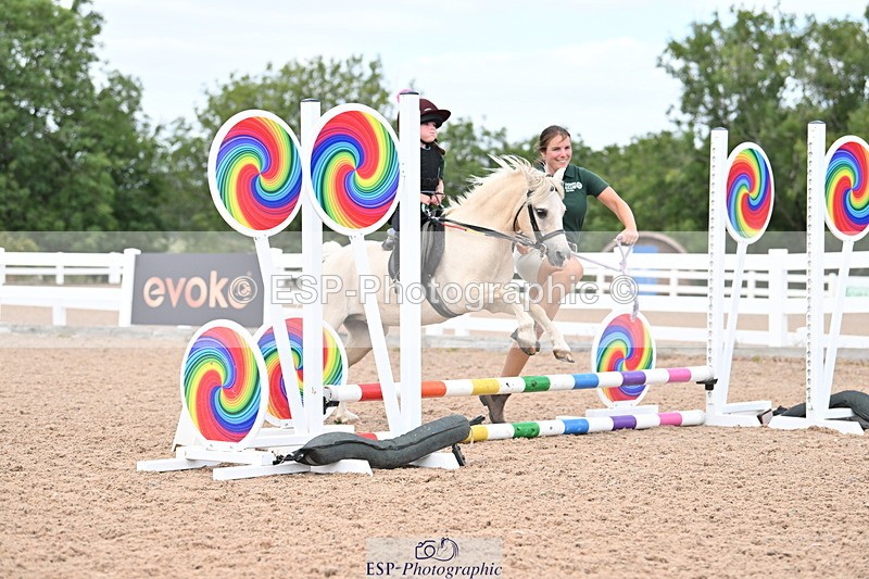 250821B-121448-00366 - Group D - Thomasina