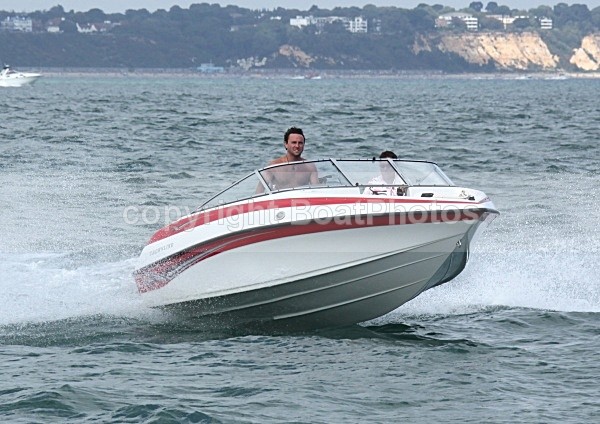 090823 CROWNLINE IMG_2216 - Motorboats - Open