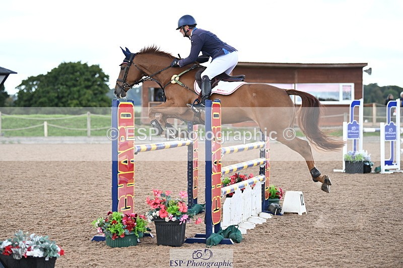 240912A-105403-00435 - Cls 2 Snr Newcomers