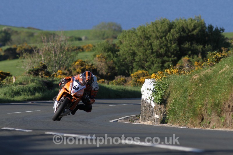 David Hewson Aprilia / Obsession Engineering - Monday Practice Solos