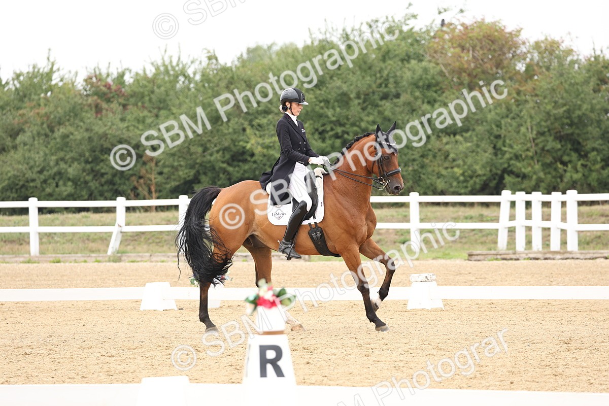 SBM_008055 - Class 10 - FEI INT I - 16.10-16.50