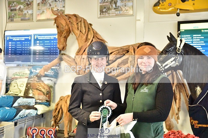 250214-130622-00326 - Freestyle Medium Silver Presentation