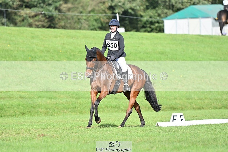 231020-115329-08270 - 650-NAOMIE.VAN.DE.BROUWERSHOEVE-Lara.Salter-DR