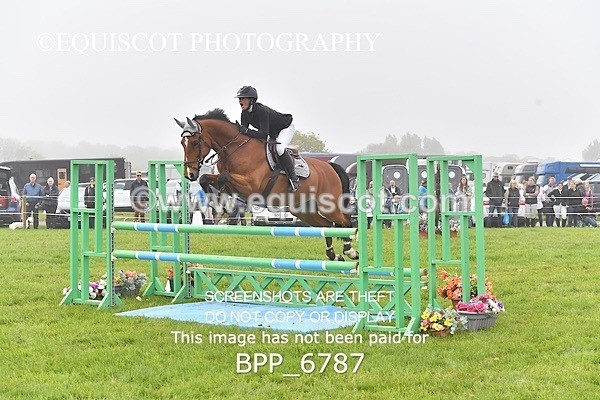 BPP_6787 - CLASS 2 RHS Classic Champ Qual (1.20m)