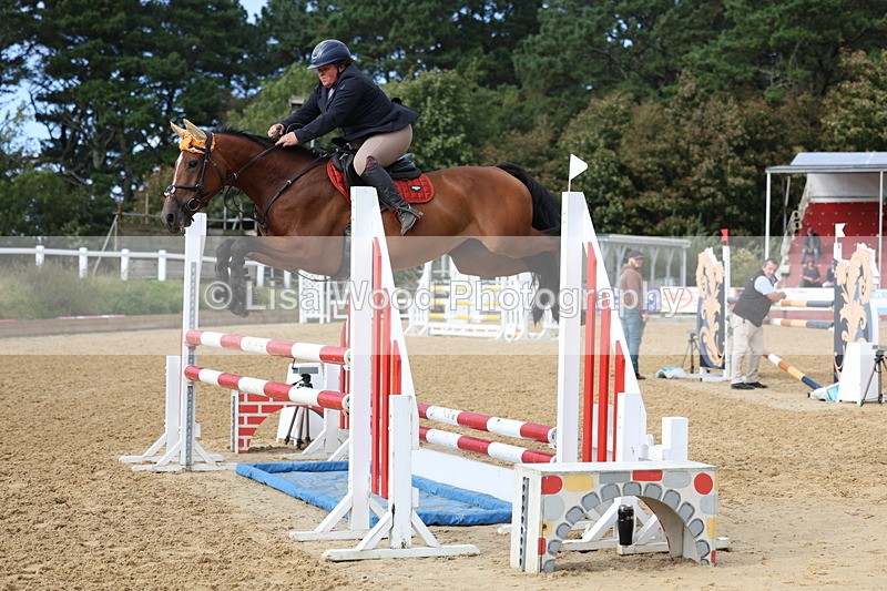 3E7A0582 - Class 13: Senior Newcomers/1.10m open