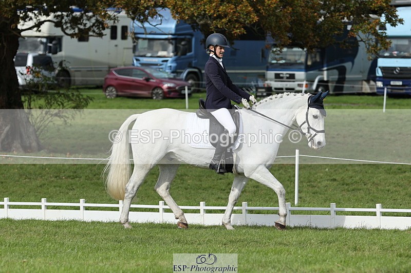 251024A-133554-12609 - H-652-Amelie.Perceval