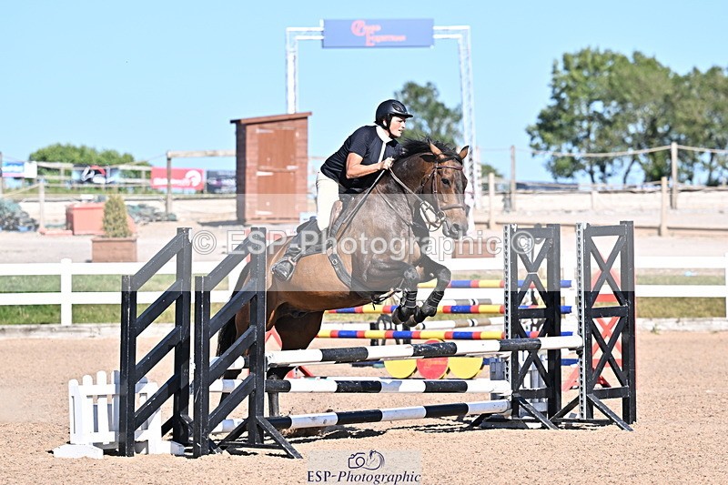 250708A-173240-00256 - 80cm Classes