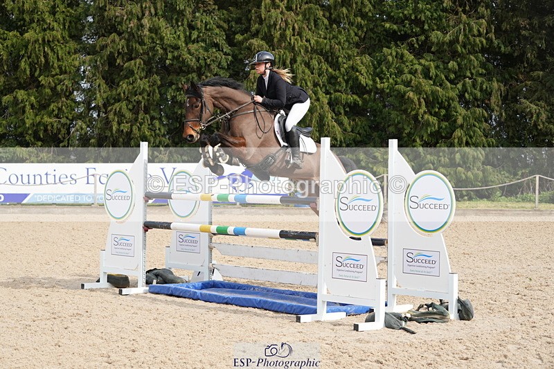 260322A-140530-01909 - 13 Foxhunter 1m 20 Open
