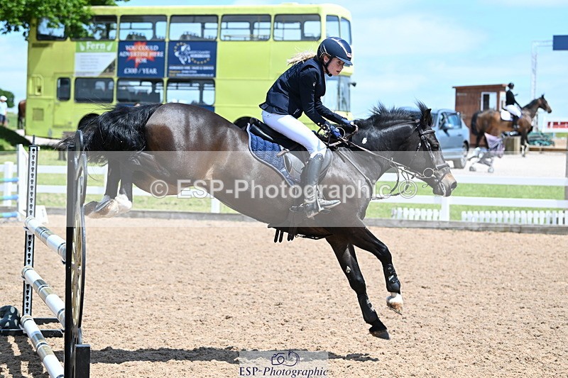 240609A-135120-05907 - Cls 25 Pony Newcomers and 1m Open