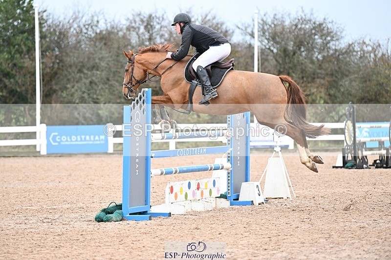 241206-135943-01034 - Cls 6 Foxhunter and 1.20m Open