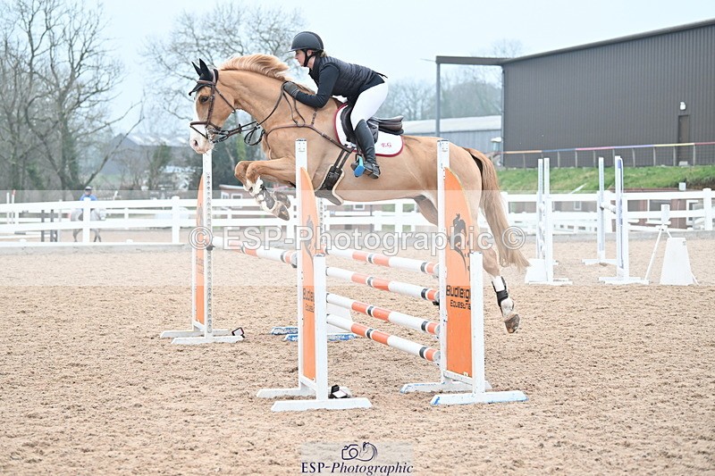 240113A-123619-02012 - Cls 12 Newcomers and 1.10m Open