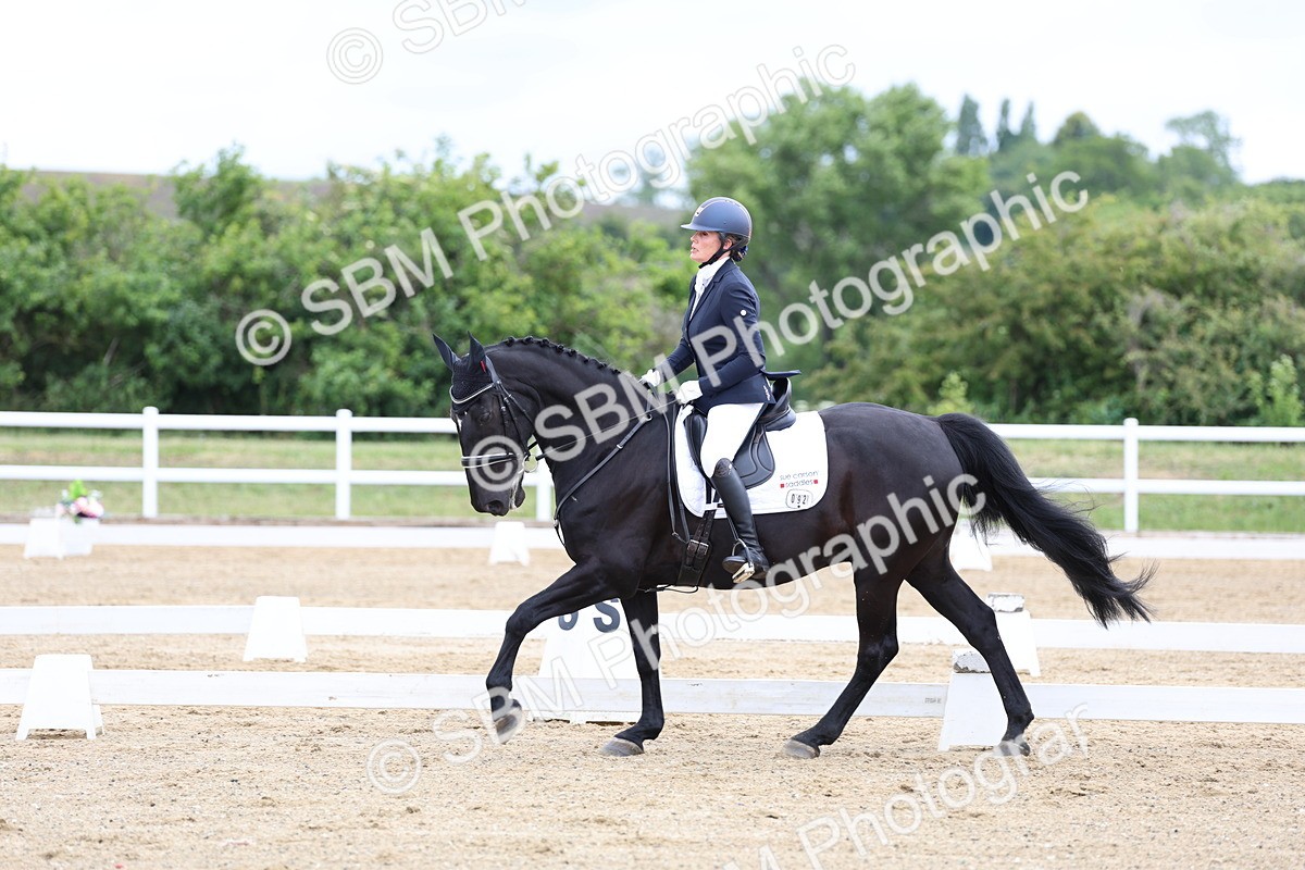 SBM_001073 - Class 1 - Prelim 4 - 8.00-10.20
