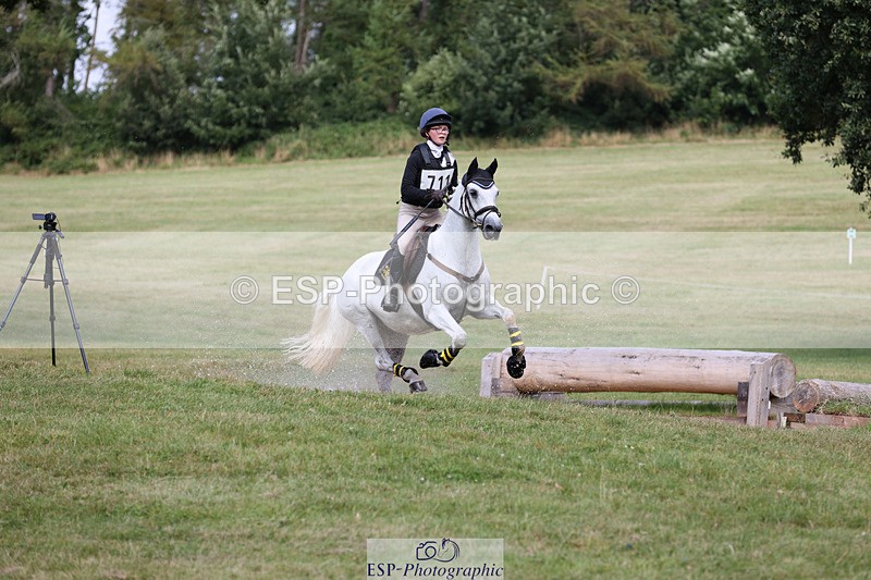 240825X-145703-35146 - 80cm XC 14.30 to 15.30