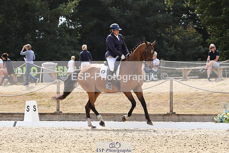 250809A-153005-04589 - 156-Emily.FarleighY.Not.Hugo