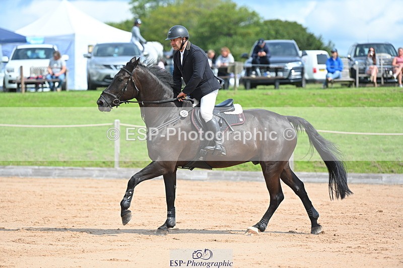 230721A-105352-05484 - Cls 6, 2 Star Medium 1.35m