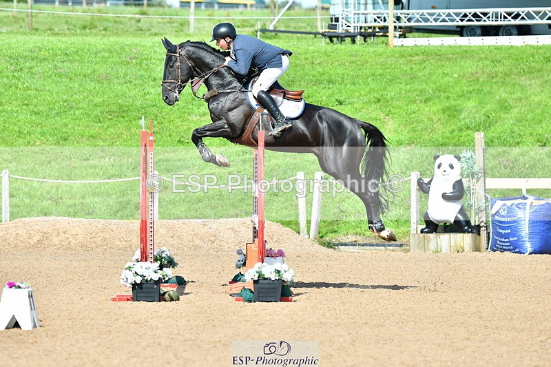 230723A-164613-13673 - Cls 8, 2 Star Medium 1.35m