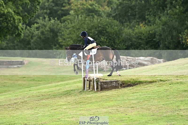 240825X-103116-31126 - 70cm XC 10.00 to 11.00