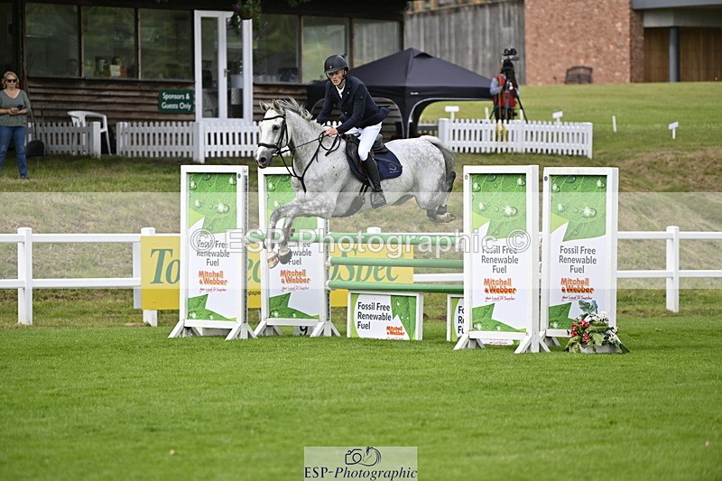 250613A-105631-00635 - Cls 1 Snr Newcomers and 1.10m Open