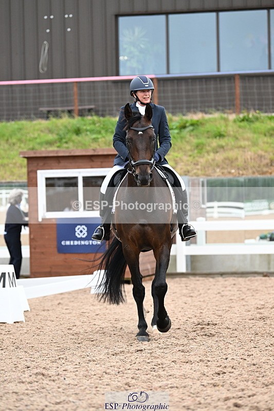 240815A-101833-00563 - 135-Anne.Shrubshall-Hfradin