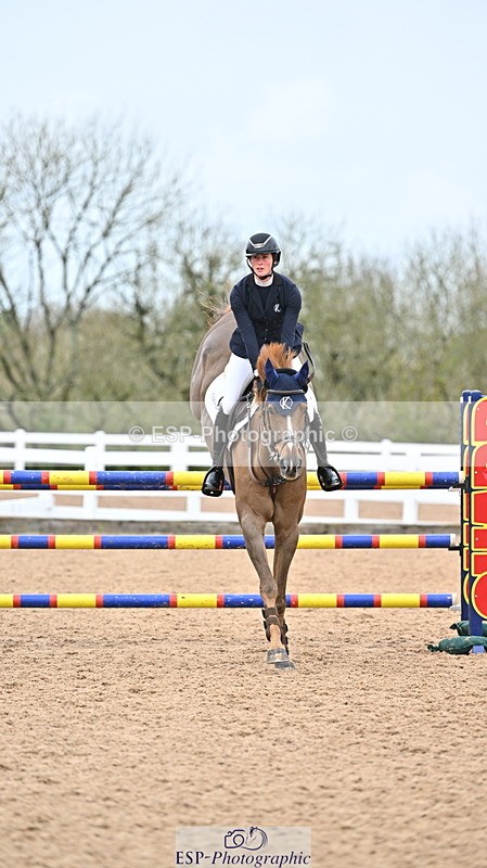 240501A-134731-00857 - Cls 8 Snr Foxhunter and 1.20m Open