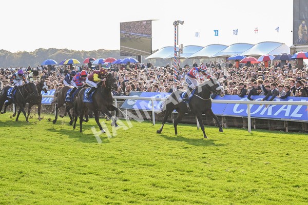 121024-Race 3-Strike Red-3024 - Race 3 Coral Sprint Trophy Handicap