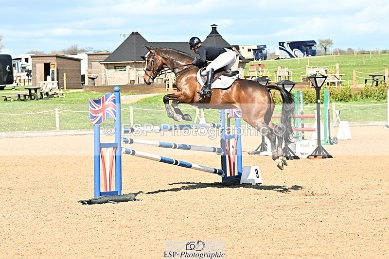 250416-150019-01565 - Cls 6 Foxhunter and 1.20m