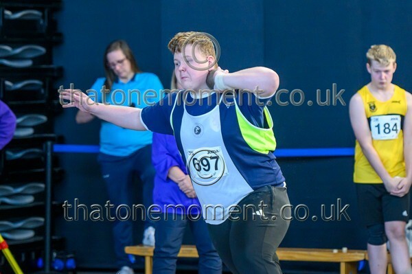 AgeInd25SAT-919428 - Field Male