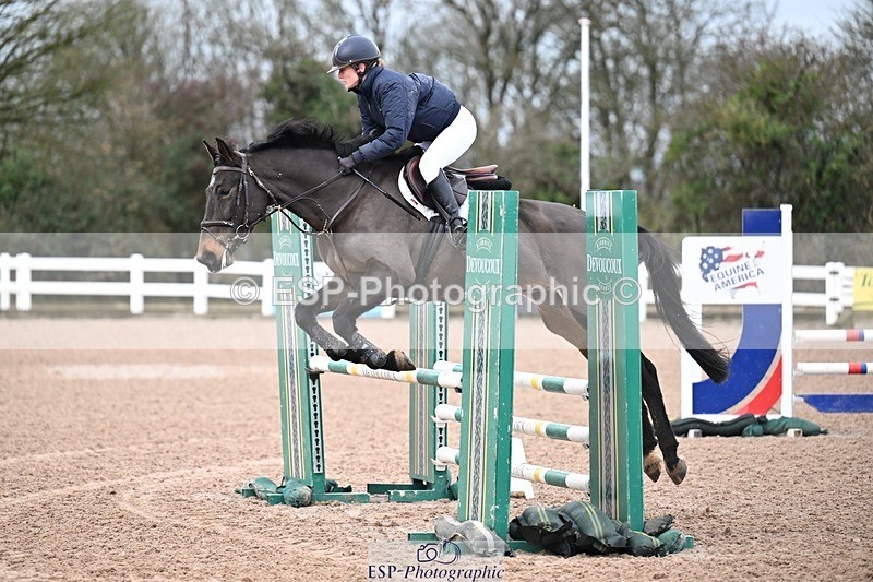 251205-095835-00095 - Cls 2 Snr British Novice and 90cm