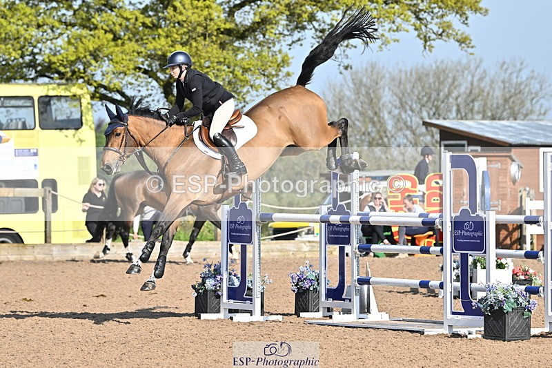 240509A-090717-00443 - Cls 8 Foxhunter