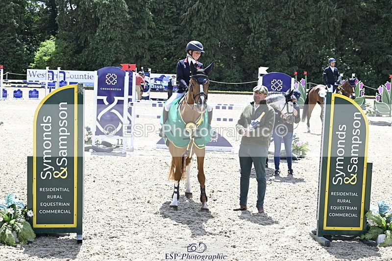 250525A-131630-17601 - Presentations Section B CCI 3 Star Long