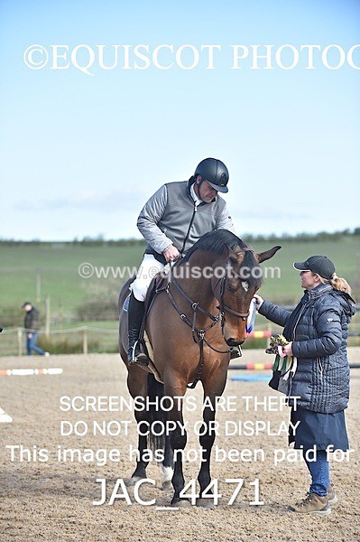 JAC_4471 - CLASS 10 SAT Senior Foxhunter/ 1.20m Open