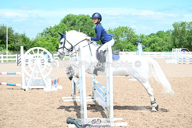 240609A-120536-04409 - Cls 23 Pony Intro 70cm