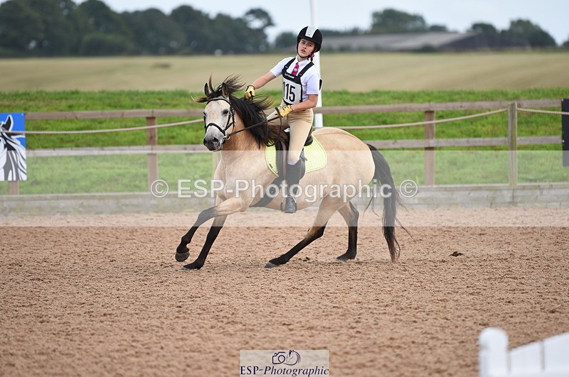 230711A-165640-00123 - 70cm