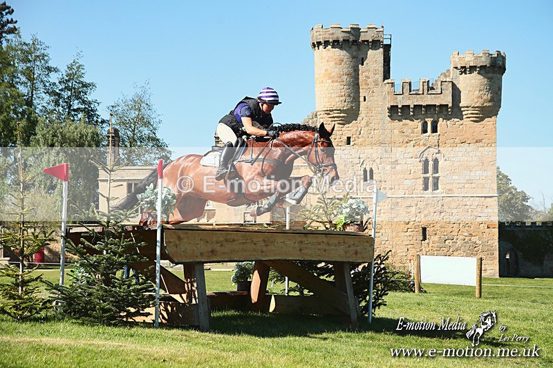 BE 170525 793a - Equestrian