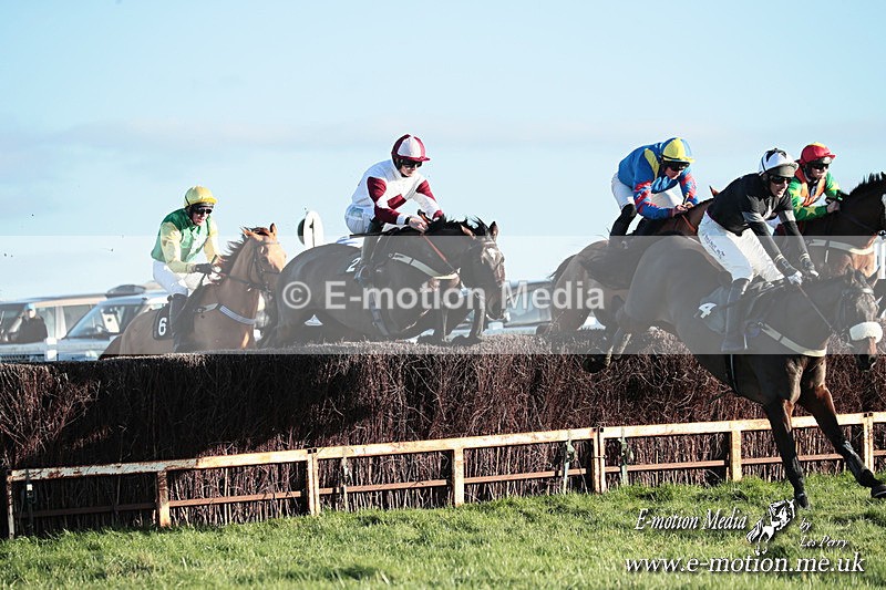 PtP 301125  0561 - Hursley Hambledon Point-to-Point Larkhill Racecourse 30/12/2025