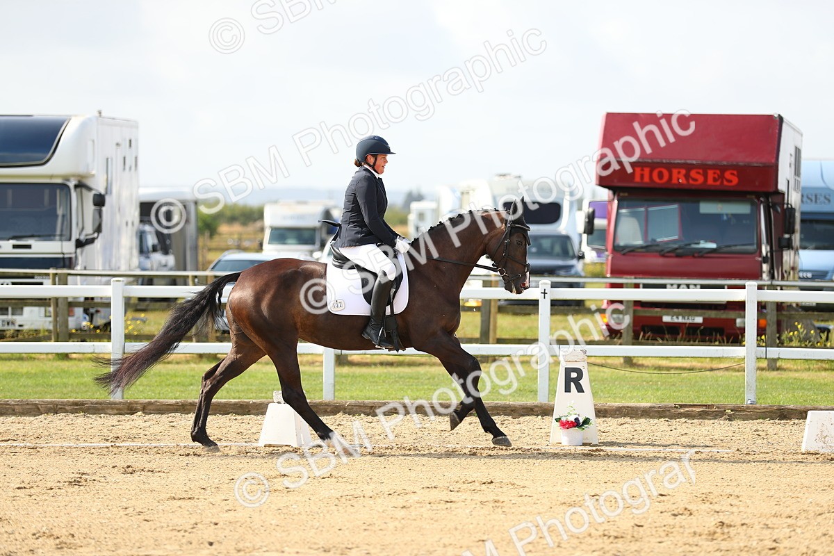 SBM_015573 - Class 13 - Novice 23 - 9.54-11.04