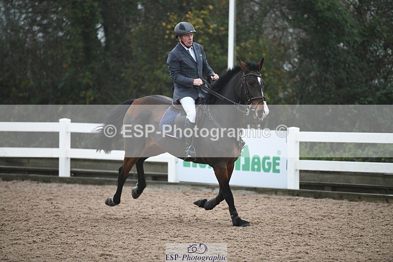 241103A-113240-07826 - SUN Cls 21 Snr Newcomers and 1.10m Open